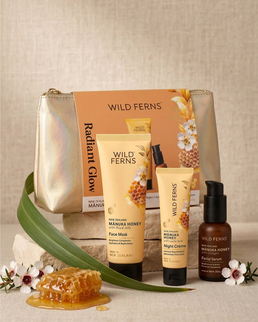 Wild Ferns Mānuka Honey Radiant Glow Cosmetic Bag Set